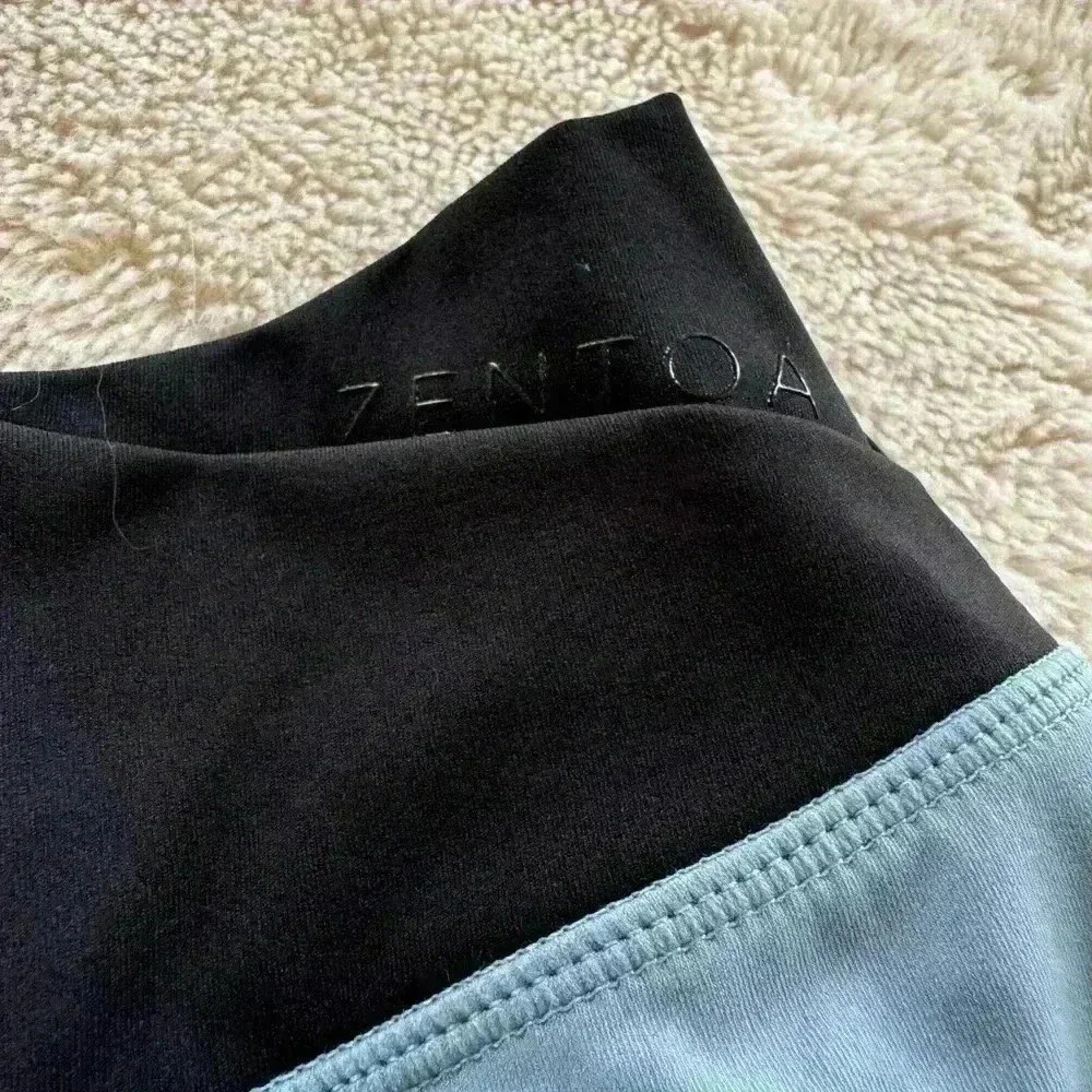 Zentoa Butt Scrunch Leggings size XS 033-B - Picture 3 of 5